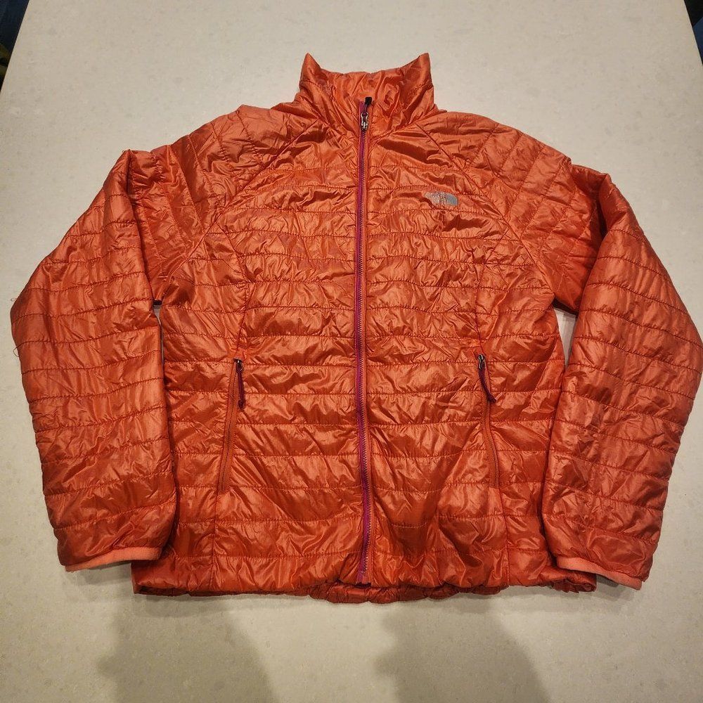 The North Face womens flash dry polyester puffer jacket. Size L